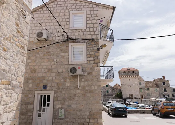 A Near With Two Balconies *